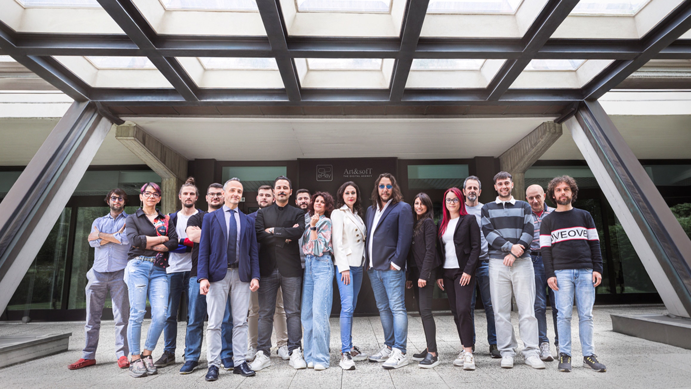 XOX Group di ePlay e ArtsofT: l’AI Diventa Sistema