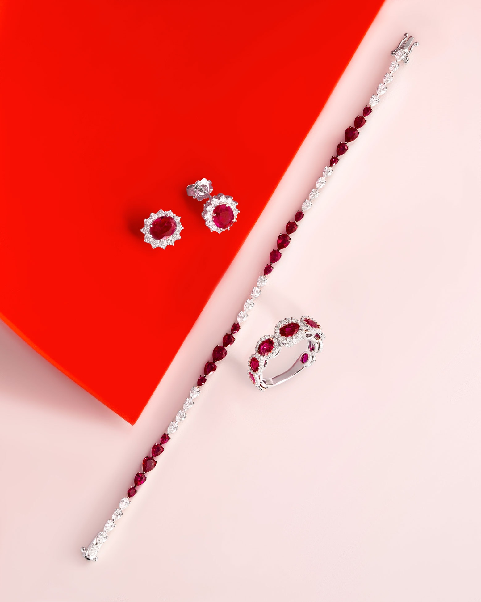 Diamonds&Co shooting gioielli concept cromatico rosso — 7
